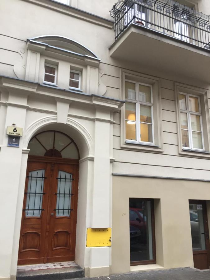 Апартаменты Apartament Kwiatowa Познань Экстерьер фото