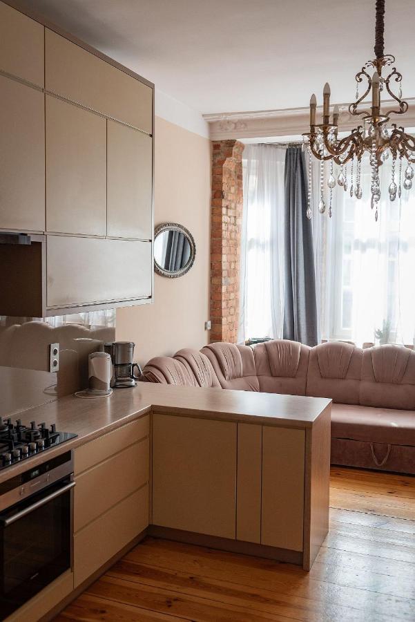 Апартаменты Apartament Kwiatowa Познань Экстерьер фото